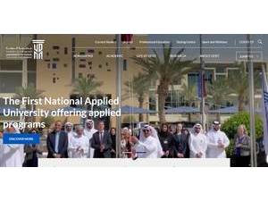 University of Doha for Science and Technology's Website Screenshot