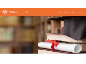 Lazarski University's Website Screenshot